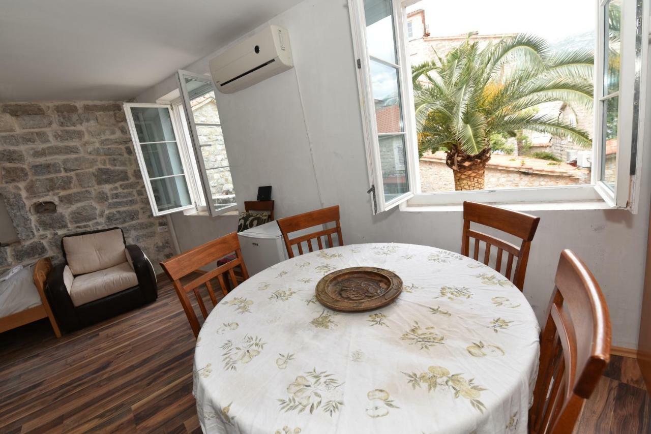 Hostel Michel Budva Extérieur photo