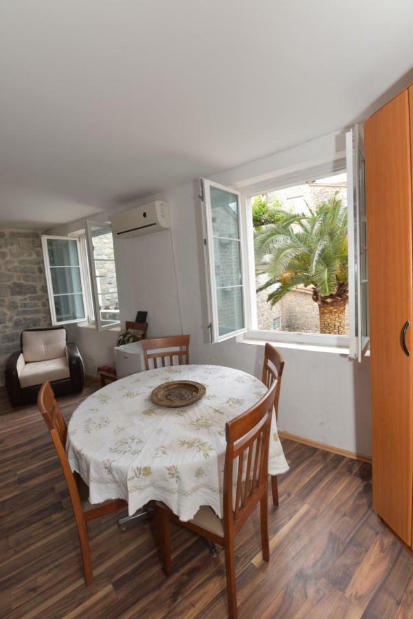 Hostel Michel Budva Extérieur photo