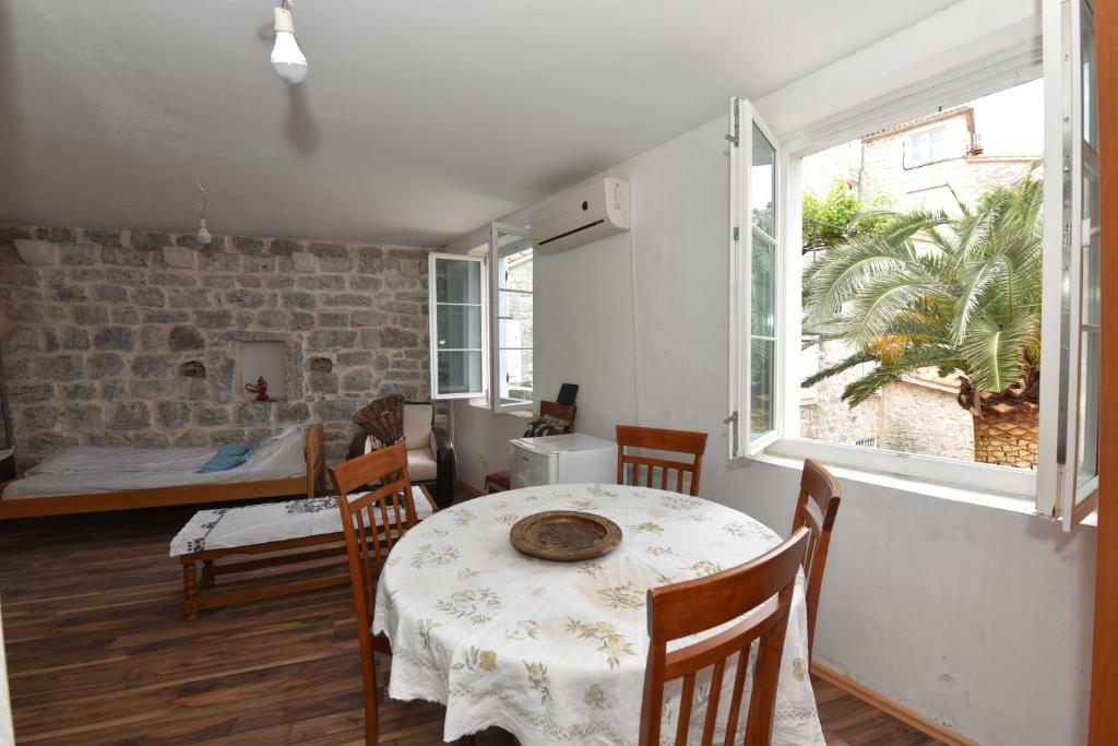 Hostel Michel Budva Extérieur photo