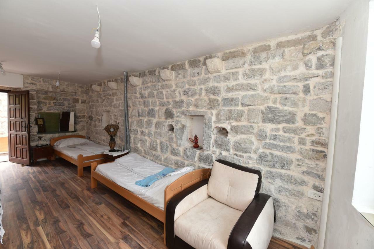 Hostel Michel Budva Extérieur photo