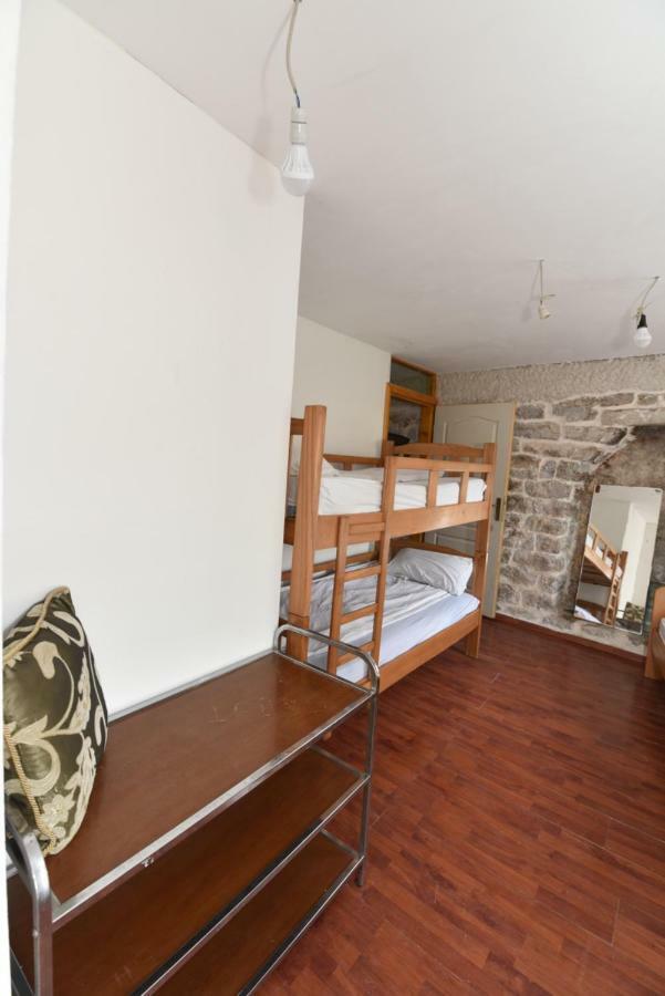 Hostel Michel Budva Extérieur photo