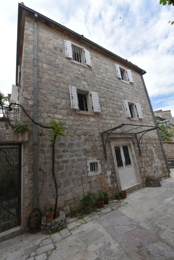 Hostel Michel Budva Extérieur photo