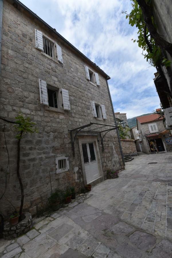 Hostel Michel Budva Extérieur photo