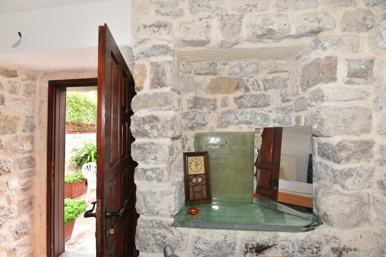 Hostel Michel Budva Extérieur photo